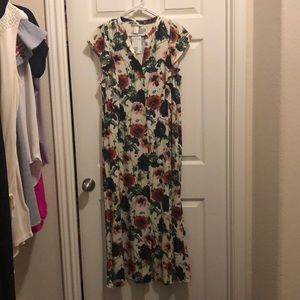 H&M Floral print, Ruffle sleeve Maxi dress